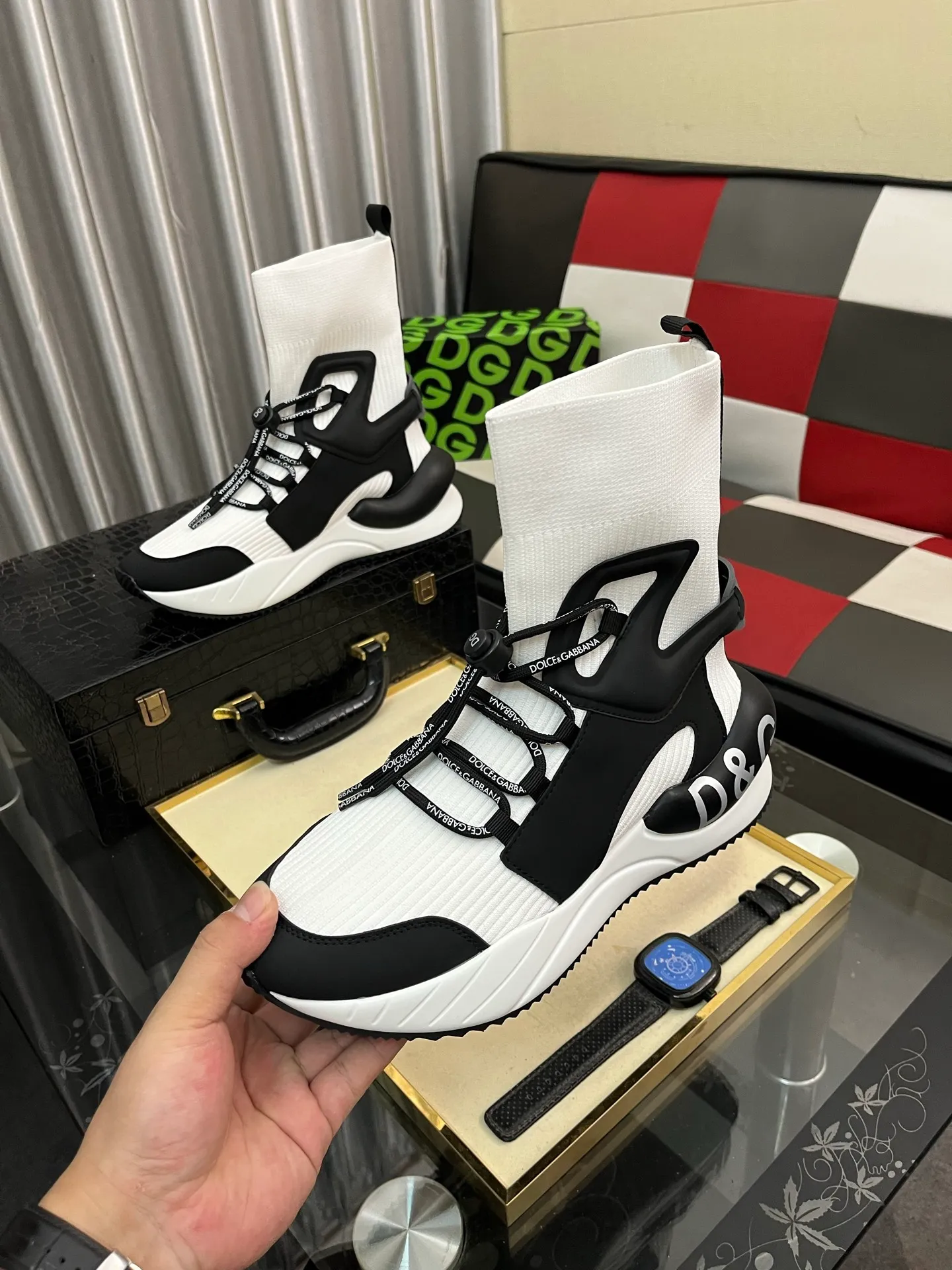 Men's men's shoes💰420⌚️⌚️New DG Dolce & Gabbana high-end couple's sports and casual shoes, imported cowhide, multiple material splicing design➕Imported cowhide lining, cowhide feet➕original TPR elastic outsole. Size: 35-46